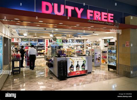 jfk airport duty free stores.